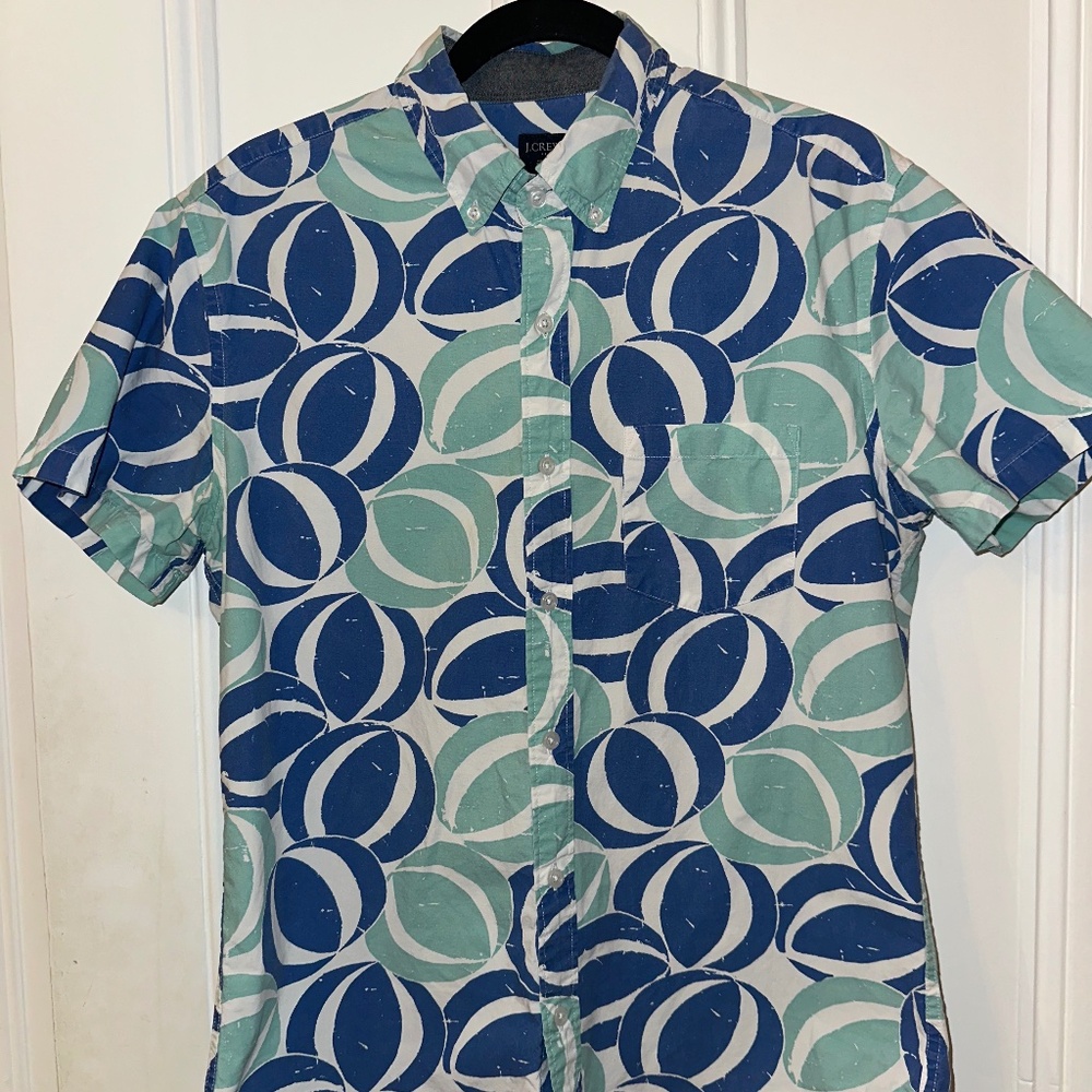 J. Crew Mens SS Beach Ball Button Up Size M (cotton)